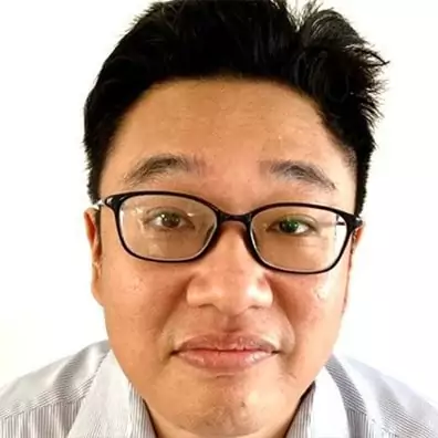 Yee Ang